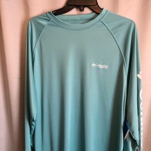 Men’s Columbia Long Sleeve T-Shirt Size L